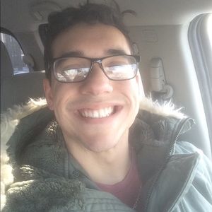 Meet your Posher, Stefan